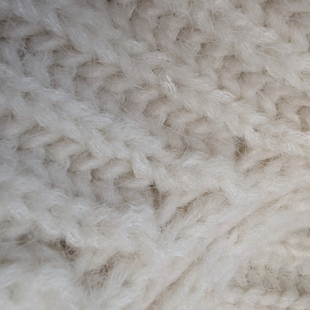 ASTR THE LABEL Mallory Off Shoulder Cream Ribbed Knit Sweater Crop Top  Small - Picture 11 of 11